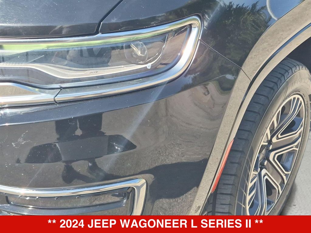 Thumbnail: 2024 Jeep Wagoneer - 22