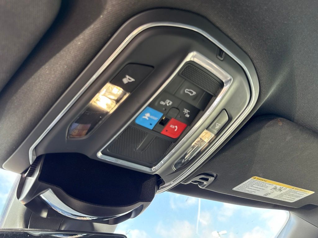 Thumbnail: 2024 Jeep Wagoneer - 13