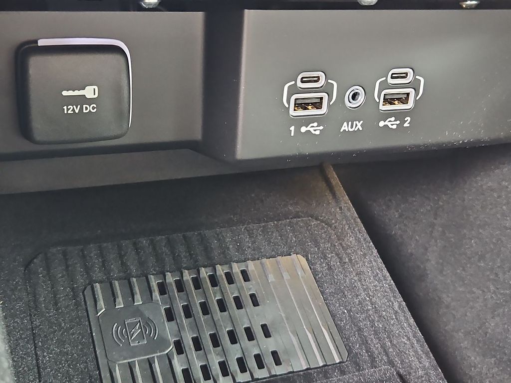 Thumbnail: 2026 Jeep Grand Wagoneer - 35