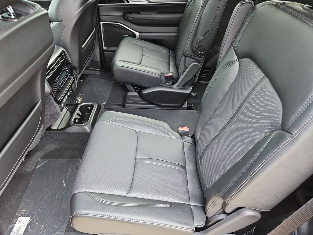 Thumbnail: 2026 Jeep Grand Wagoneer - 11