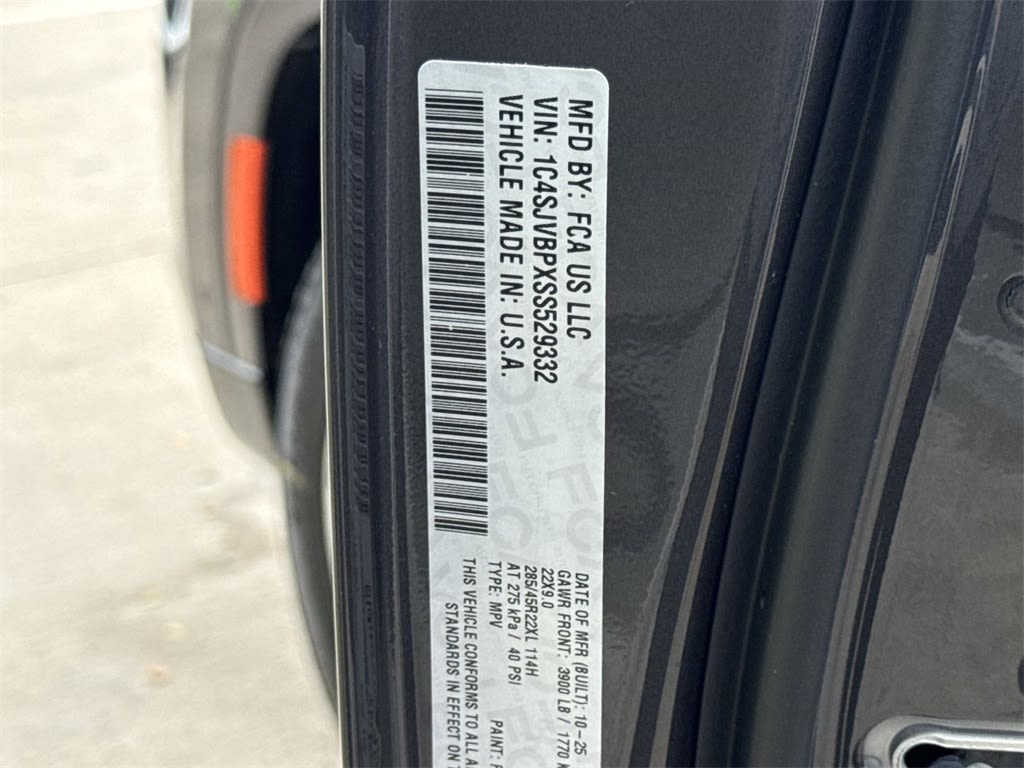 Thumbnail: 2025 Jeep Wagoneer - 19