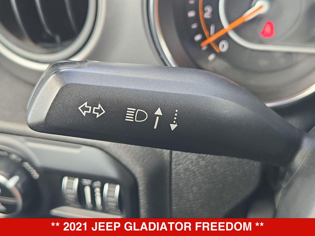Thumbnail: 2021 Jeep Gladiator - 29