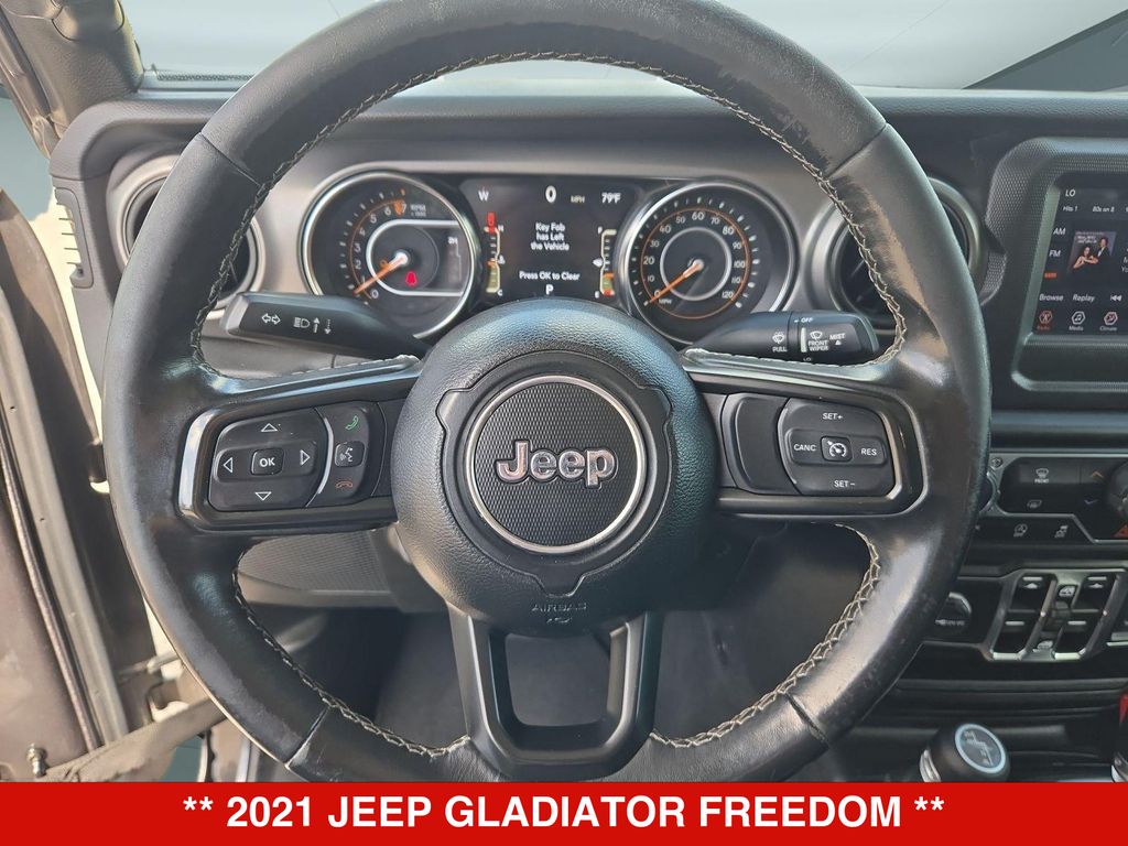 Thumbnail: 2021 Jeep Gladiator - 14