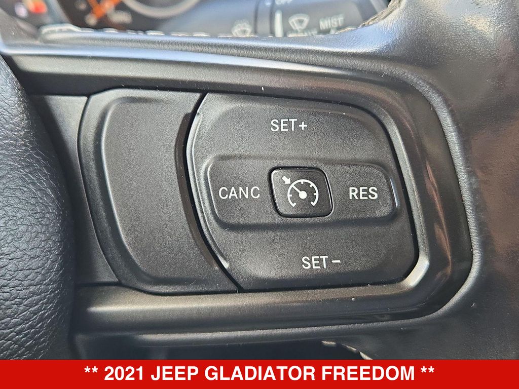 Thumbnail: 2021 Jeep Gladiator - 28