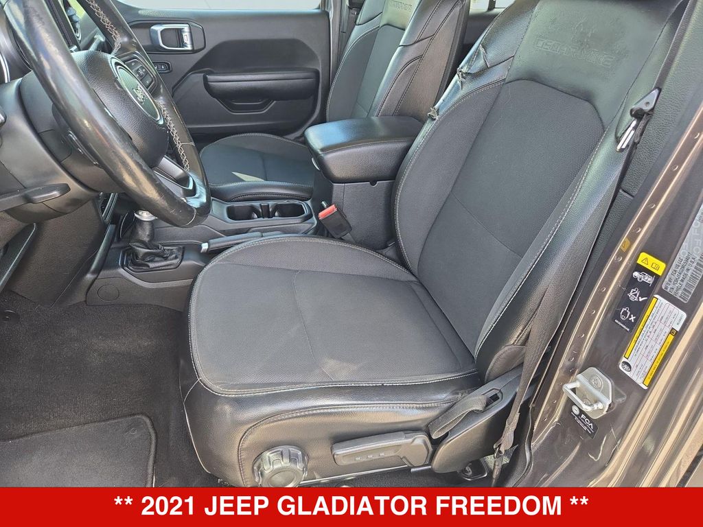 Thumbnail: 2021 Jeep Gladiator - 11