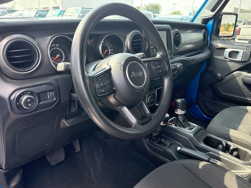 Thumbnail: 2023 Jeep Gladiator - 2