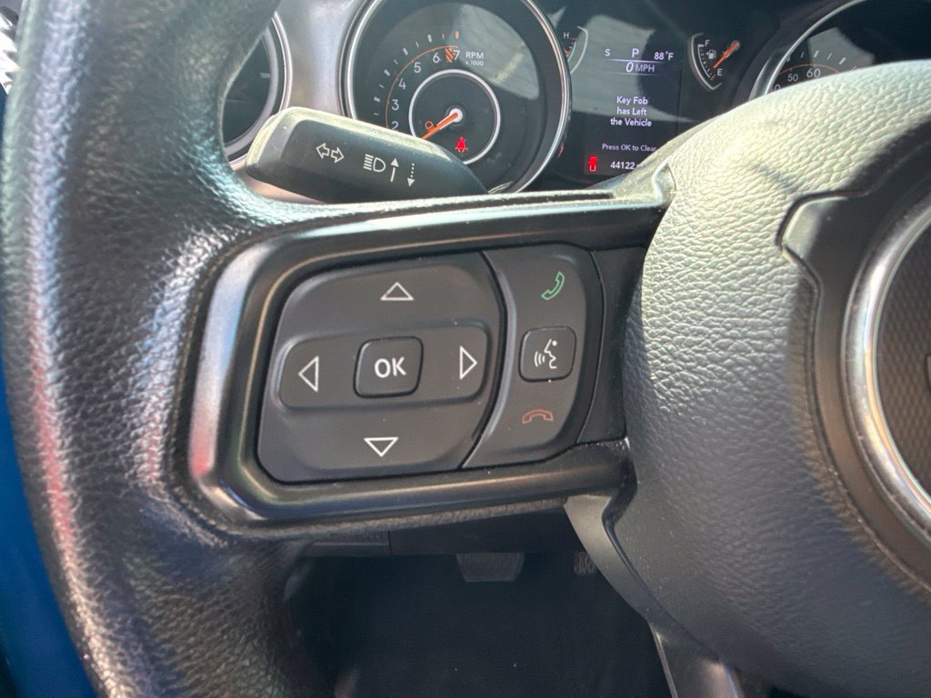 Thumbnail: 2023 Jeep Gladiator - 22