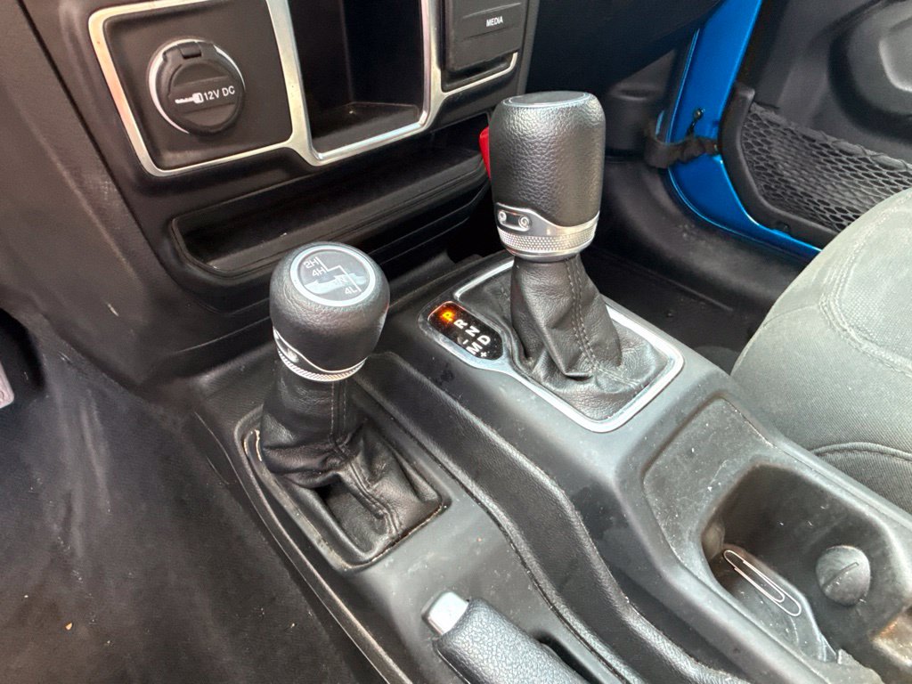 Thumbnail: 2023 Jeep Gladiator - 10