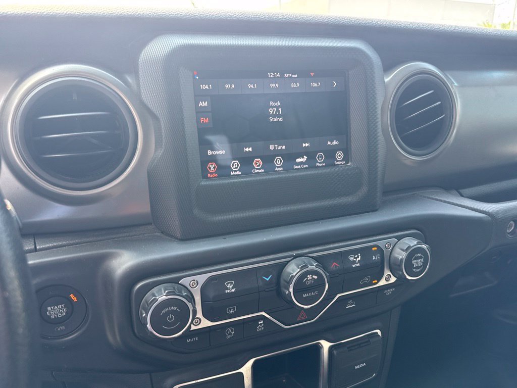 Thumbnail: 2023 Jeep Gladiator - 20