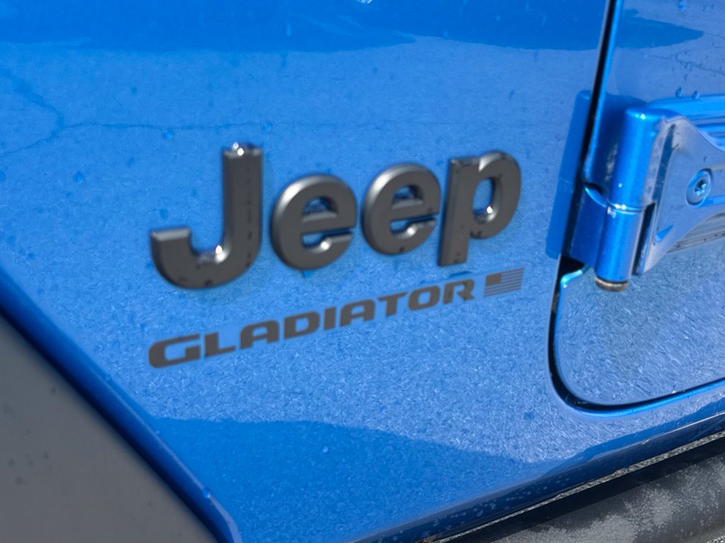 Thumbnail: 2023 Jeep Gladiator - 7