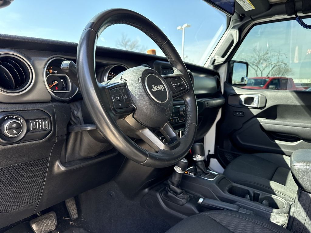 Thumbnail: 2021 Jeep Gladiator - 2