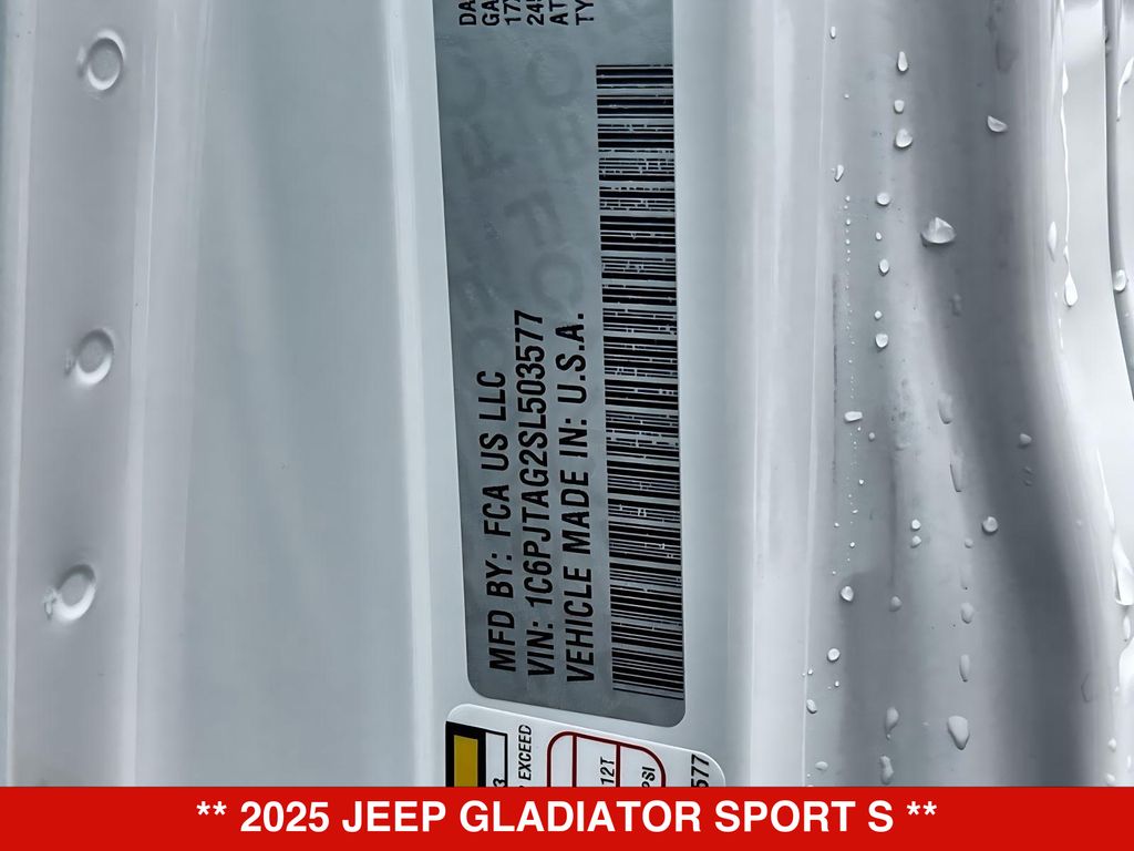 Thumbnail: 2025 Jeep Gladiator - 19