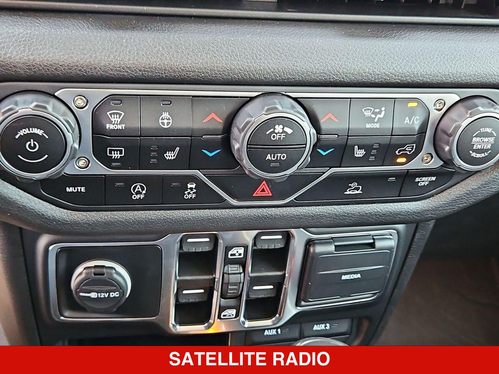 Thumbnail: 2025 Jeep Gladiator - 31