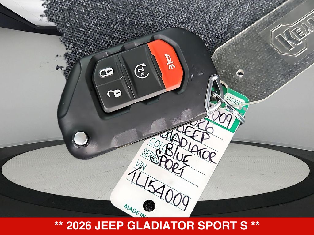 Thumbnail: 2026 Jeep Gladiator - 17