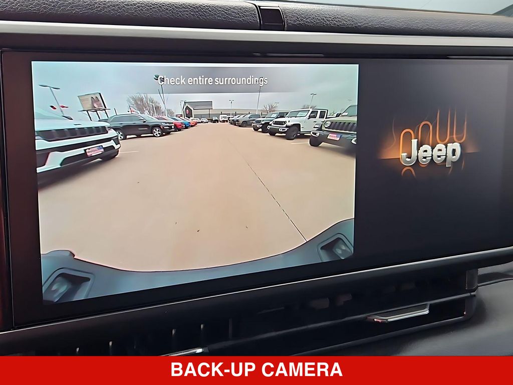 Thumbnail: 2026 Jeep Gladiator - 6