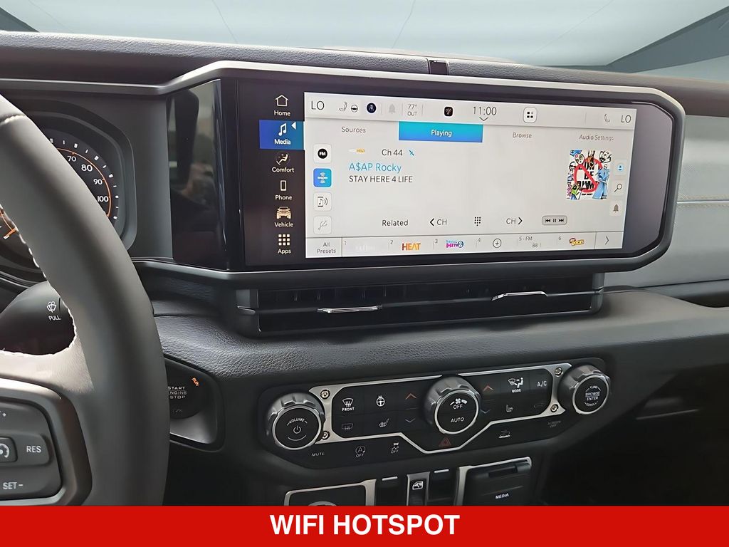 Thumbnail: 2025 Jeep Gladiator - 13