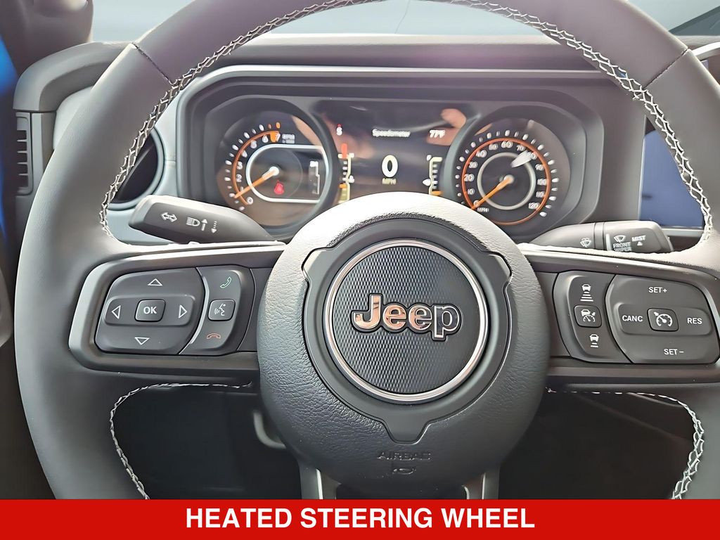 Thumbnail: 2025 Jeep Gladiator - 27
