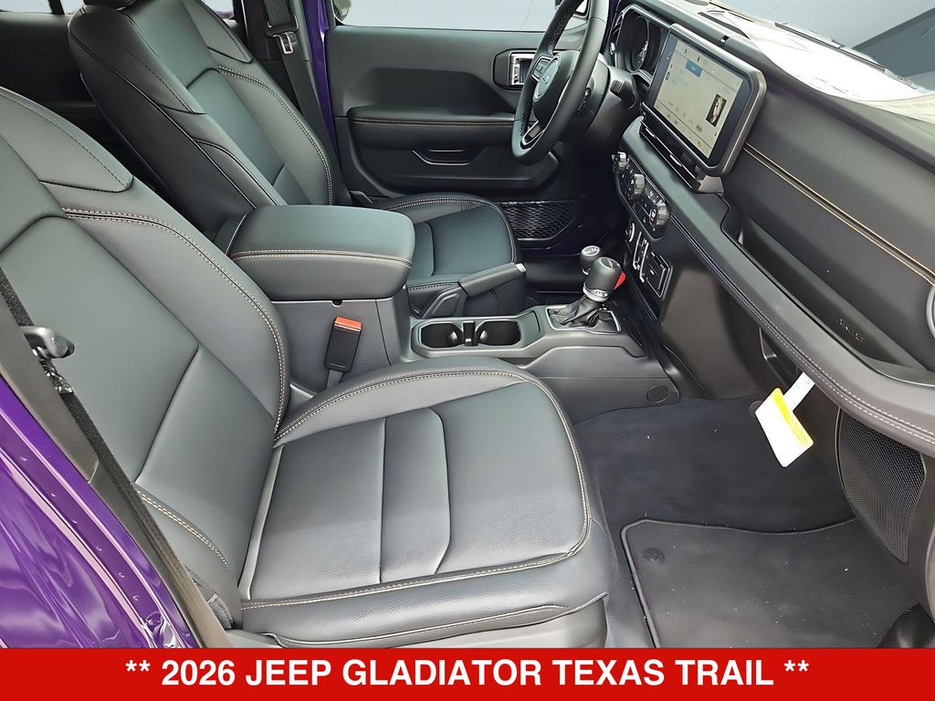 Thumbnail: 2026 Jeep Gladiator - 12