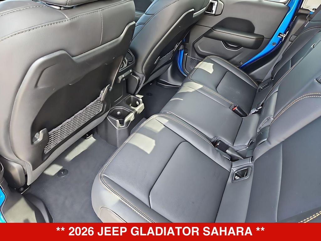Thumbnail: 2026 Jeep Gladiator - 7