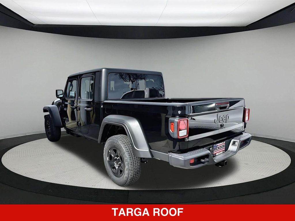 Thumbnail: 2026 Jeep Gladiator - 5