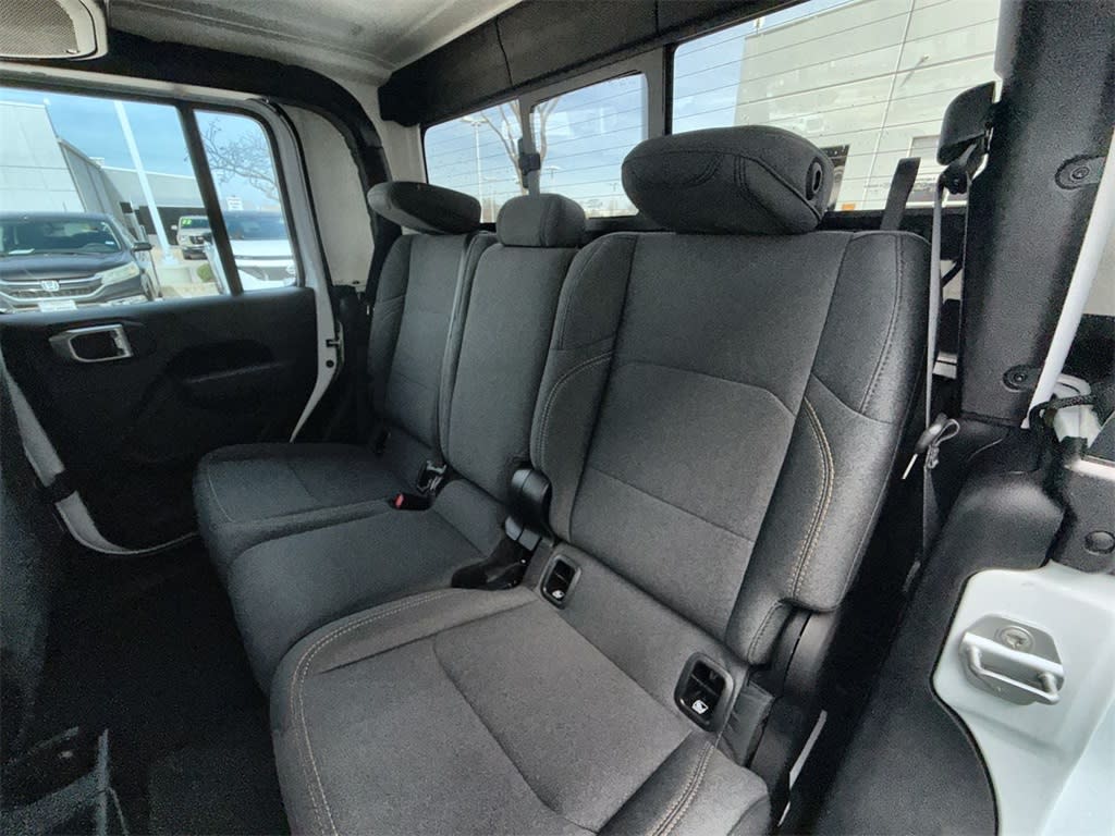 Thumbnail: 2026 Jeep Gladiator - 20