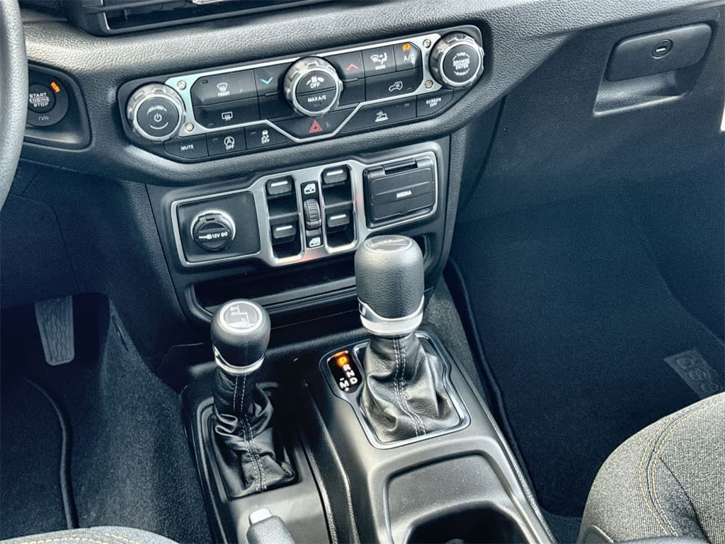 Thumbnail: 2026 Jeep Gladiator - 15