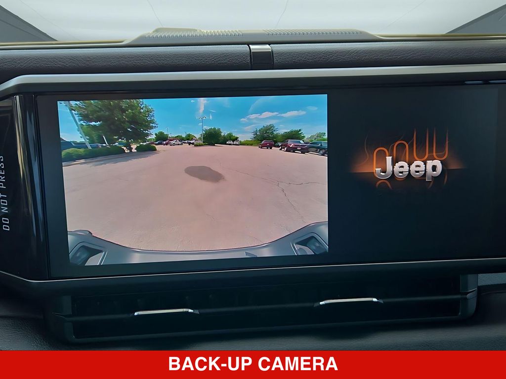 Thumbnail: 2026 Jeep Gladiator - 30