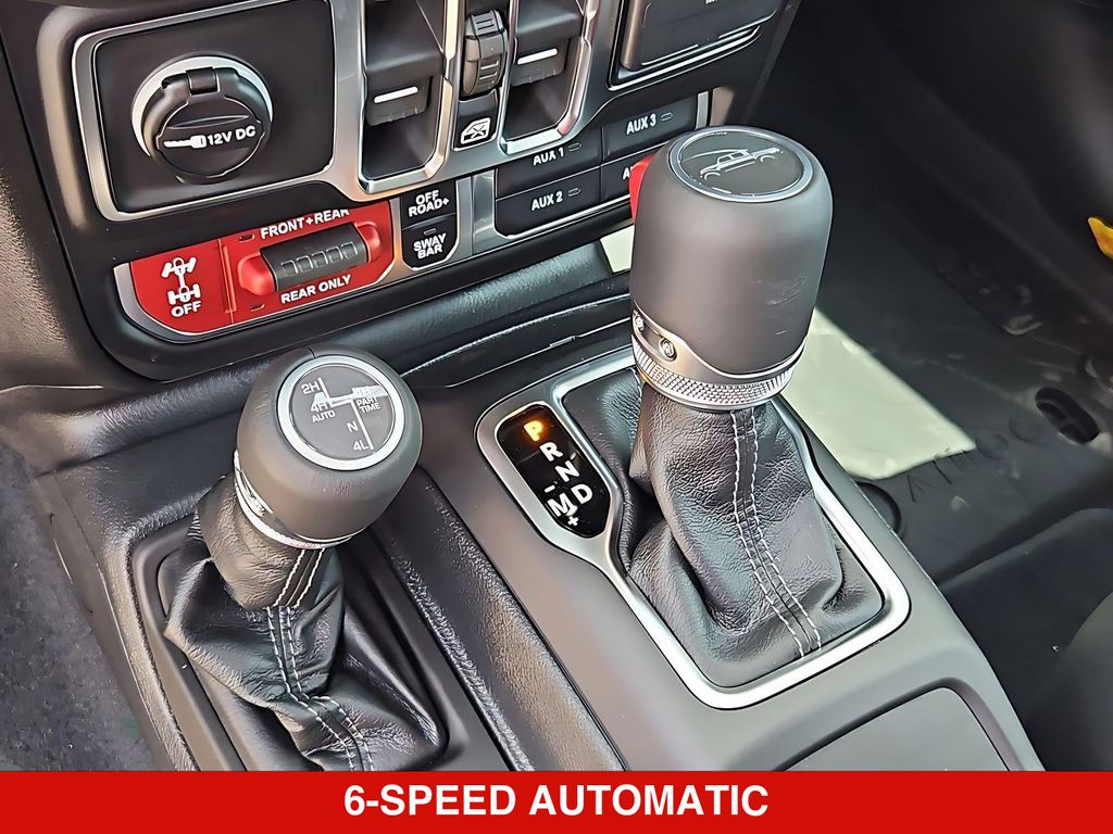 Thumbnail: 2026 Jeep Gladiator - 12