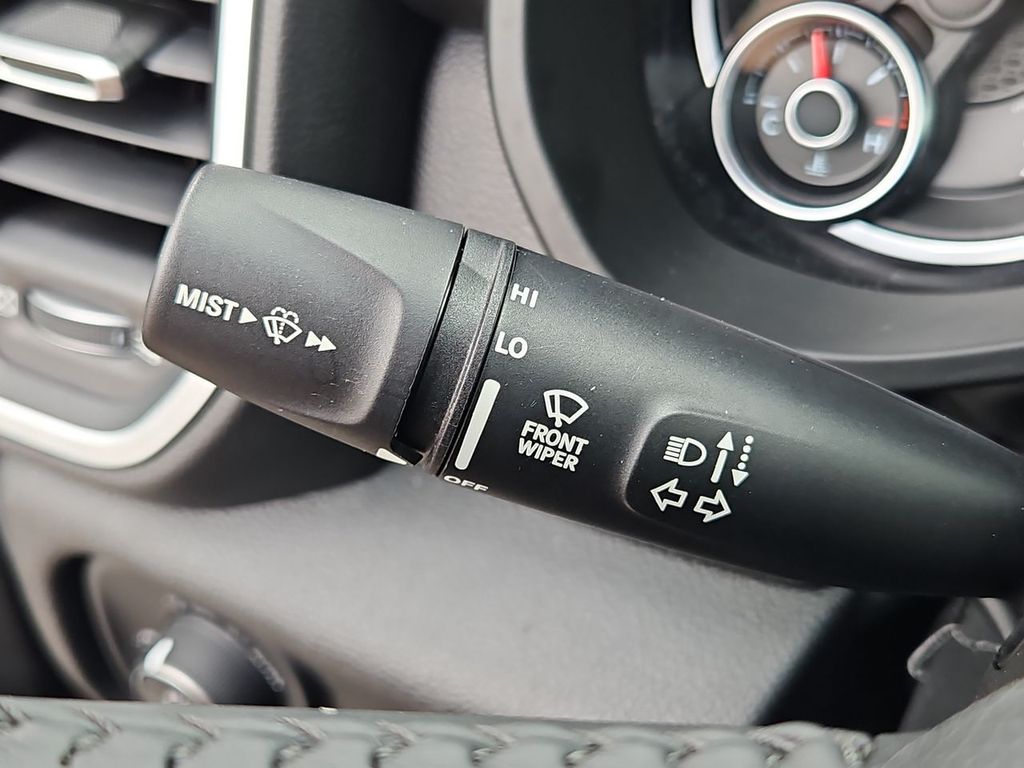 Thumbnail: 2022 RAM 1500 - 15