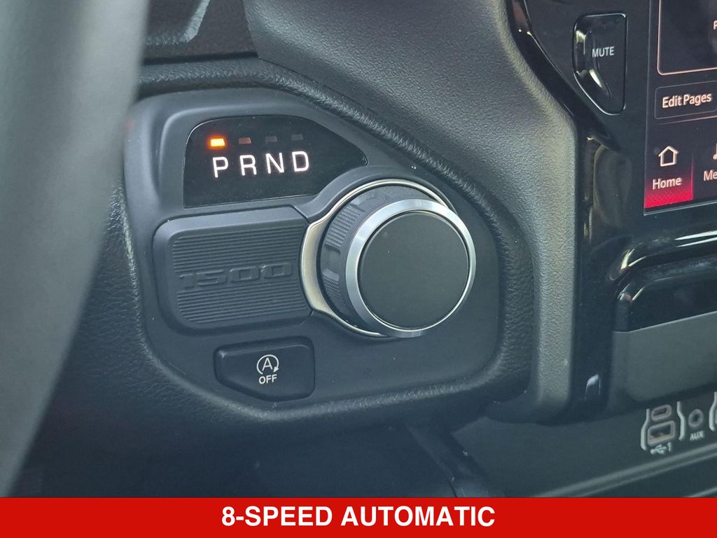 Thumbnail: 2025 RAM 1500 - 31