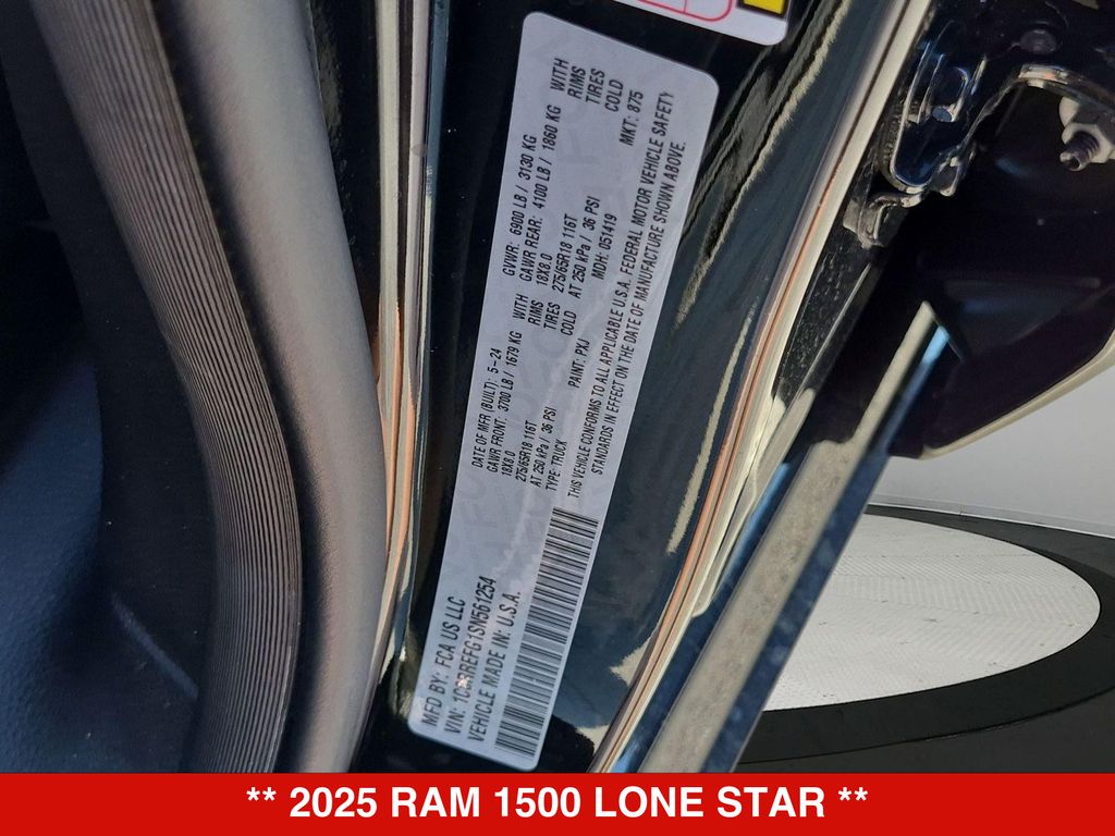 Thumbnail: 2025 RAM 1500 - 33