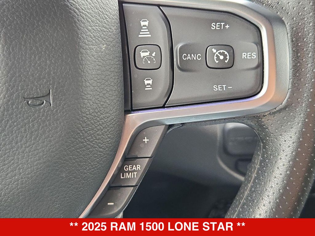 Thumbnail: 2025 RAM 1500 - 28