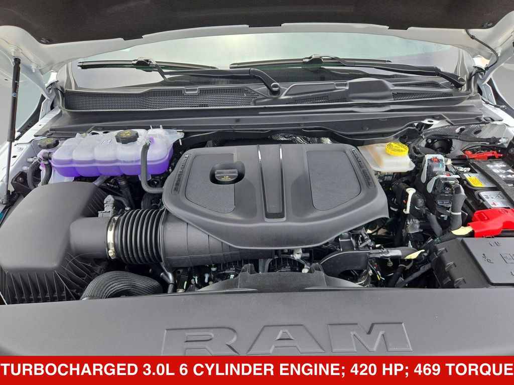 Thumbnail: 2026 RAM 1500 - 9