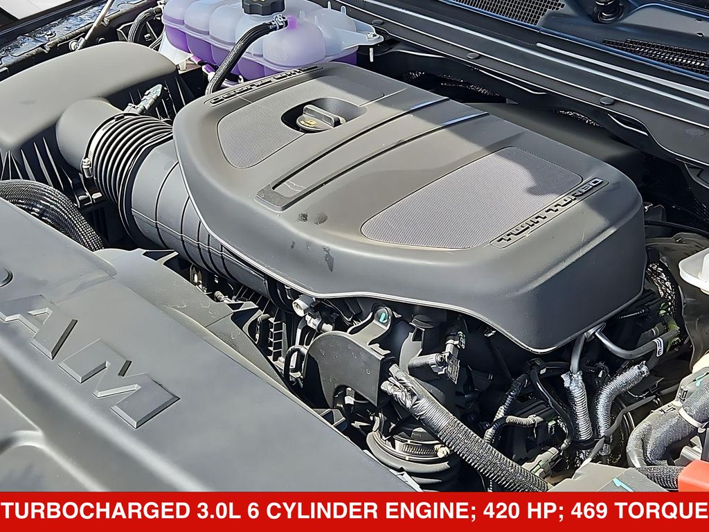 Thumbnail: 2026 RAM 1500 - 9