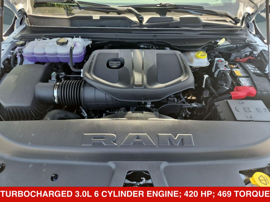 Thumbnail: 2026 RAM 1500 - 9