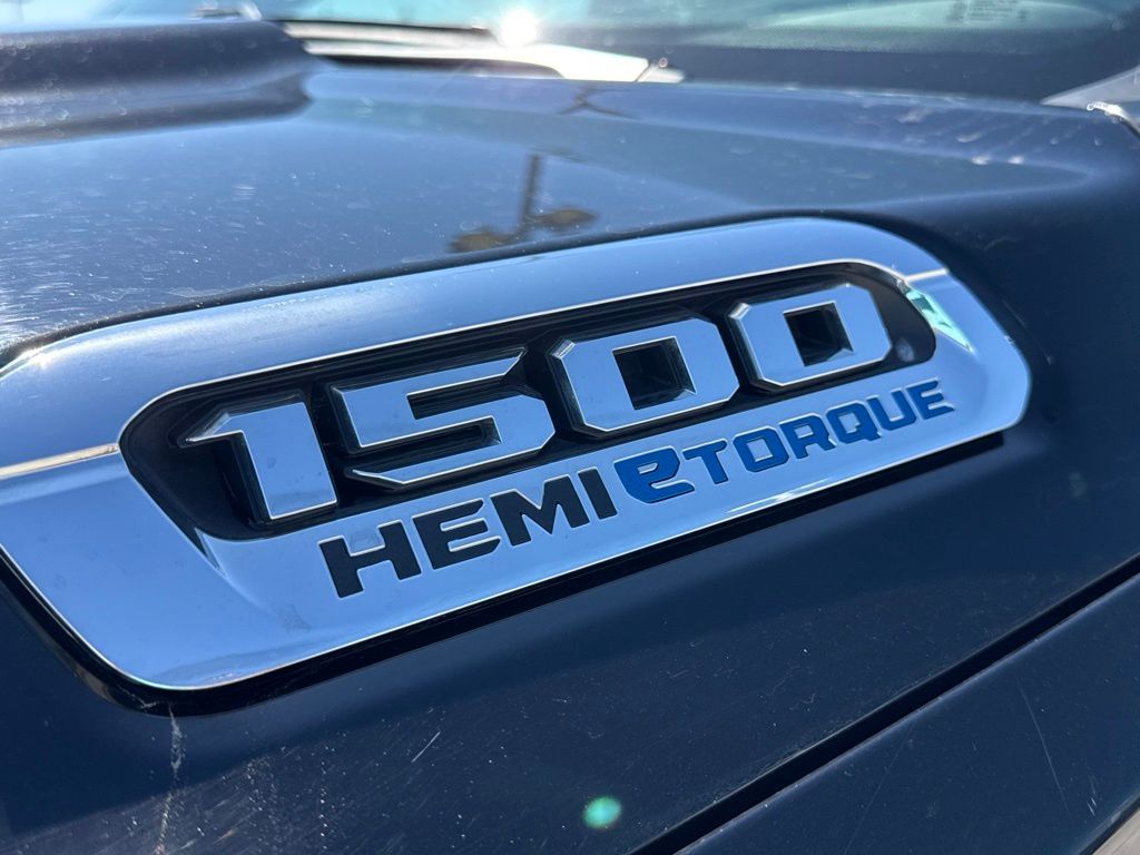 Thumbnail: 2024 RAM 1500 - 7