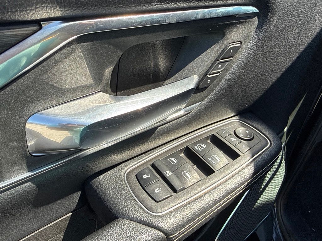 Thumbnail: 2024 RAM 1500 - 19