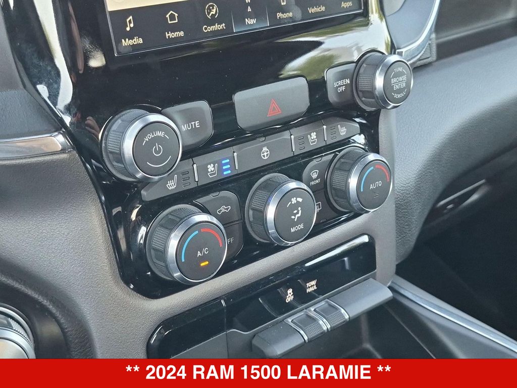 Thumbnail: 2024 RAM 1500 - 30