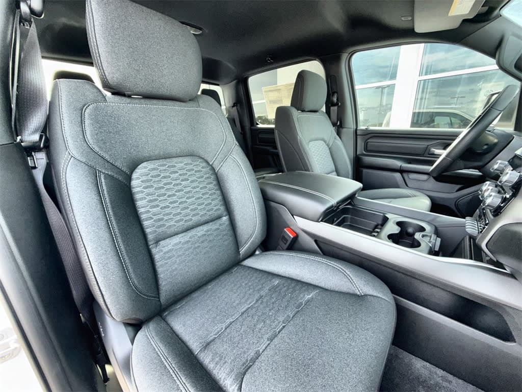 Thumbnail: 2025 RAM 1500 - 19