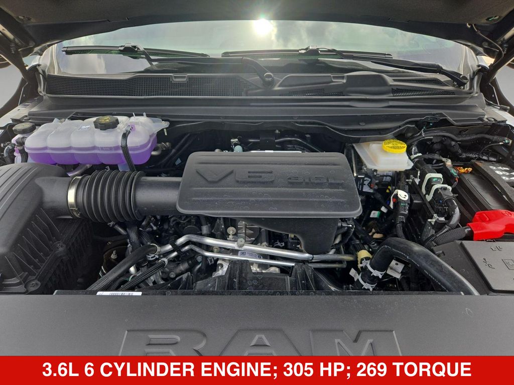 Thumbnail: 2026 RAM 1500 - 9