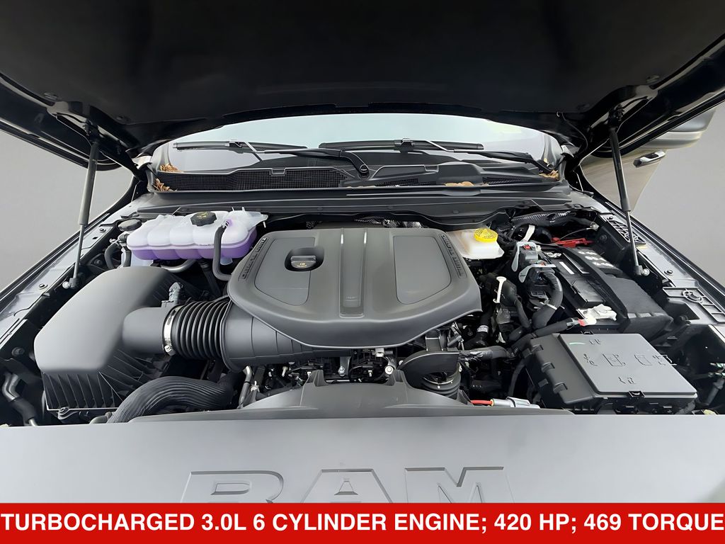 Thumbnail: 2026 RAM 1500 - 9