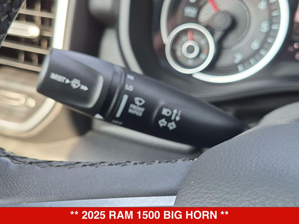 Thumbnail: 2025 RAM 1500 - 28