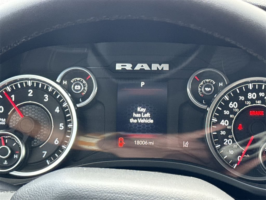 Thumbnail: 2025 RAM 1500 - 15