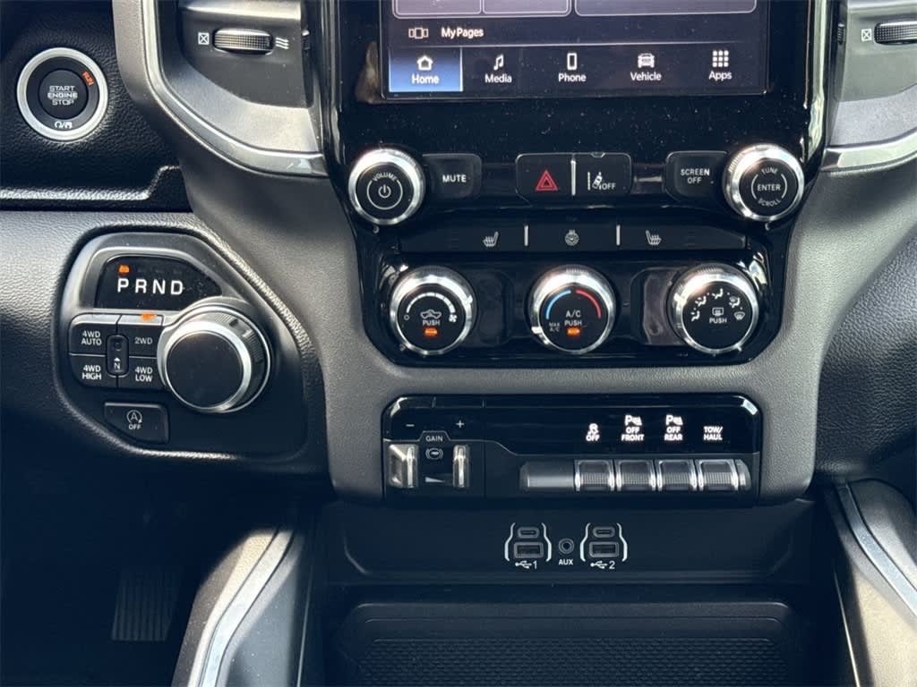 Thumbnail: 2025 RAM 1500 - 21