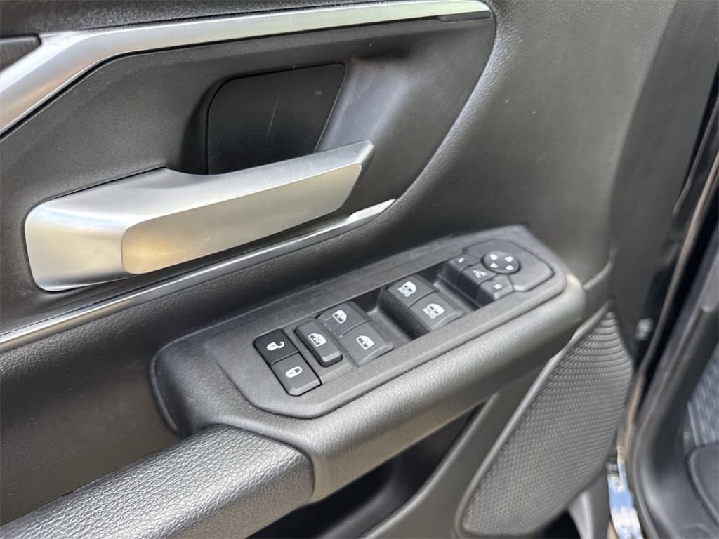 Thumbnail: 2025 RAM 1500 - 22