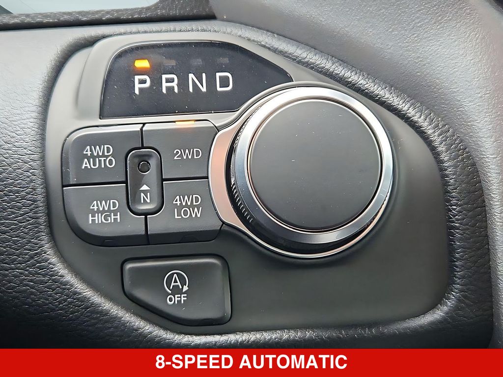 Thumbnail: 2026 RAM 1500 - 33