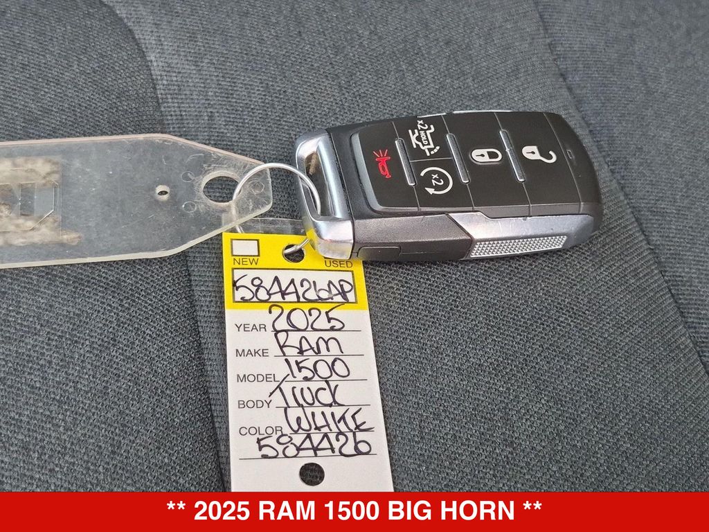 Thumbnail: 2025 RAM 1500 - 17