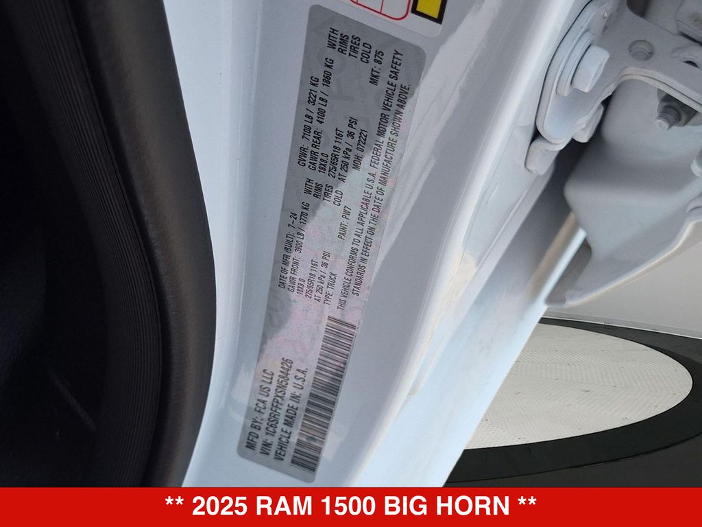 Thumbnail: 2025 RAM 1500 - 18