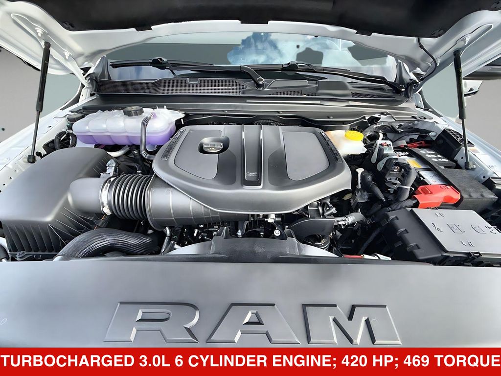 Thumbnail: 2026 RAM 1500 - 9