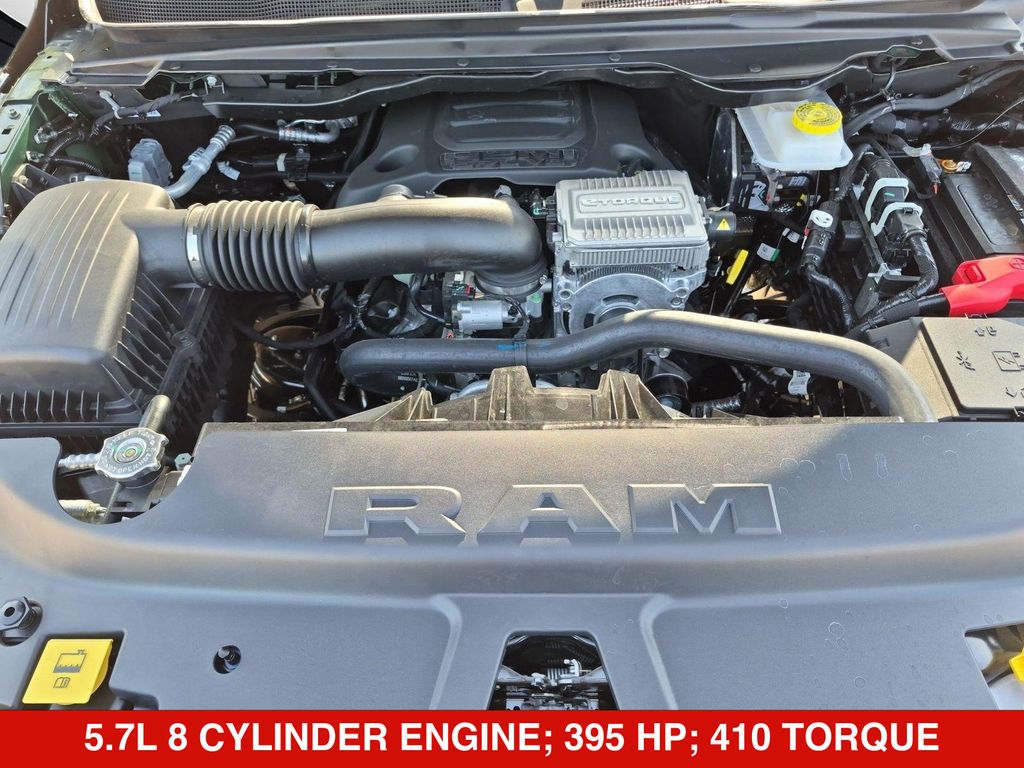 Thumbnail: 2026 RAM 1500 - 9